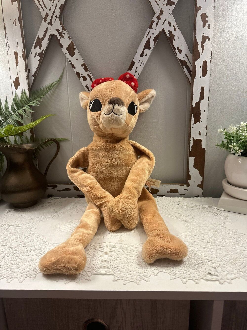 Dan Dee Clarice Rudolph The Red Nose Reindeer Plush Hugger